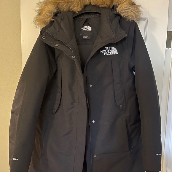 The North Face Arctic Parka - Picture 1 of 6